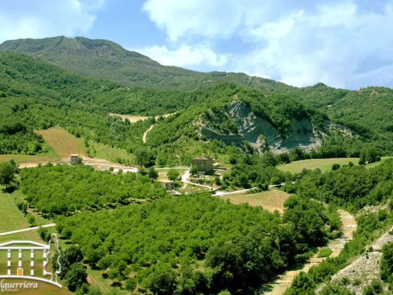 Wohnung in Apecchio mit Garten-Buiten