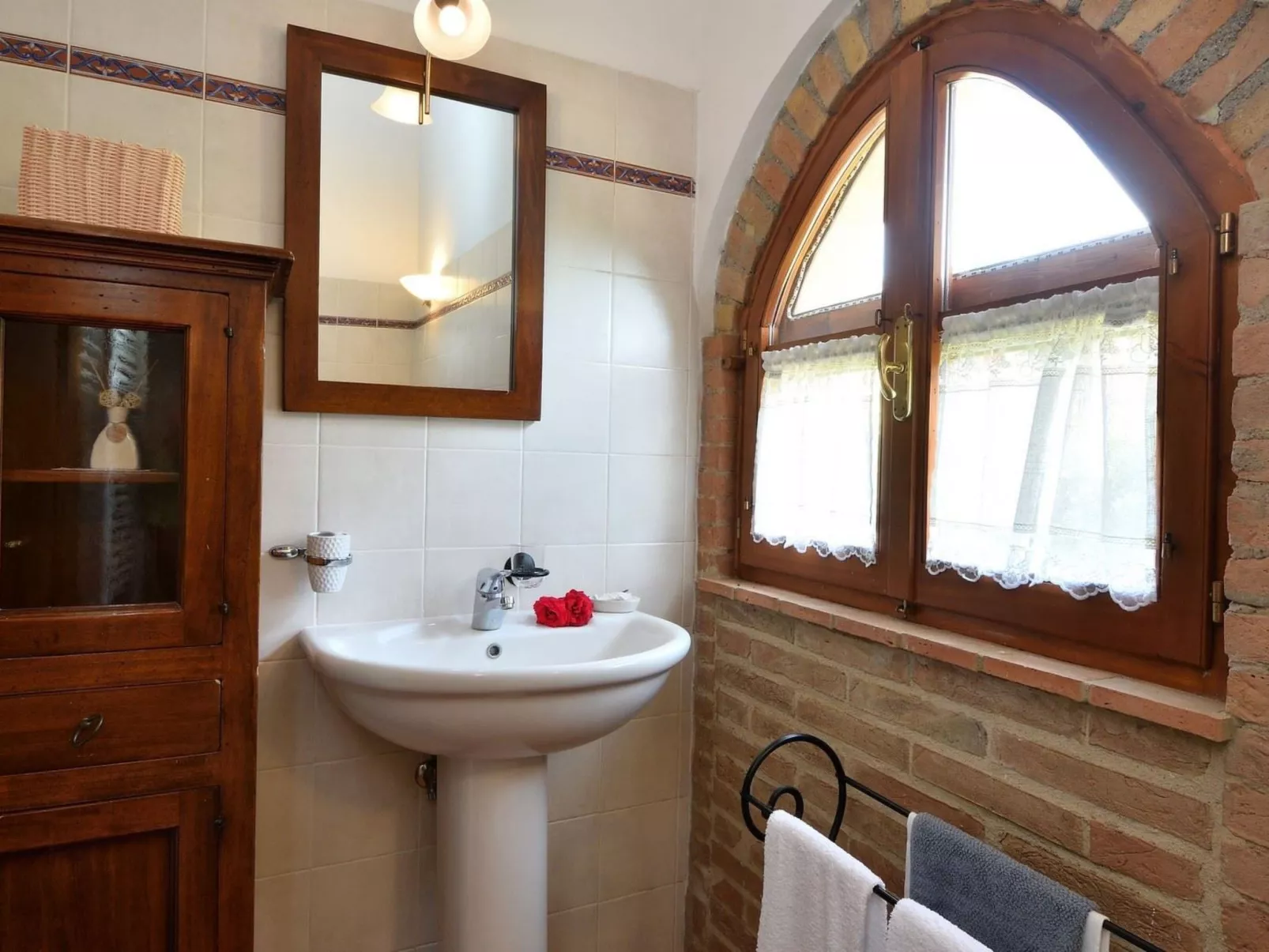 Villa Frantusina-Image-tags.info