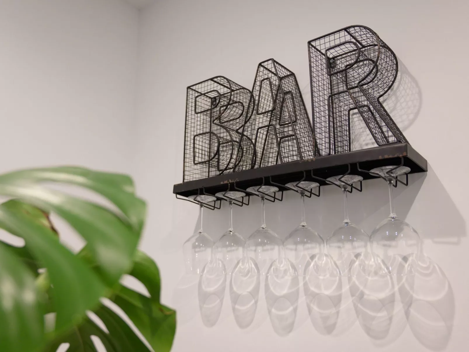 Nereide, Luxusvilla mit Pool am Meer-Image-tags.info