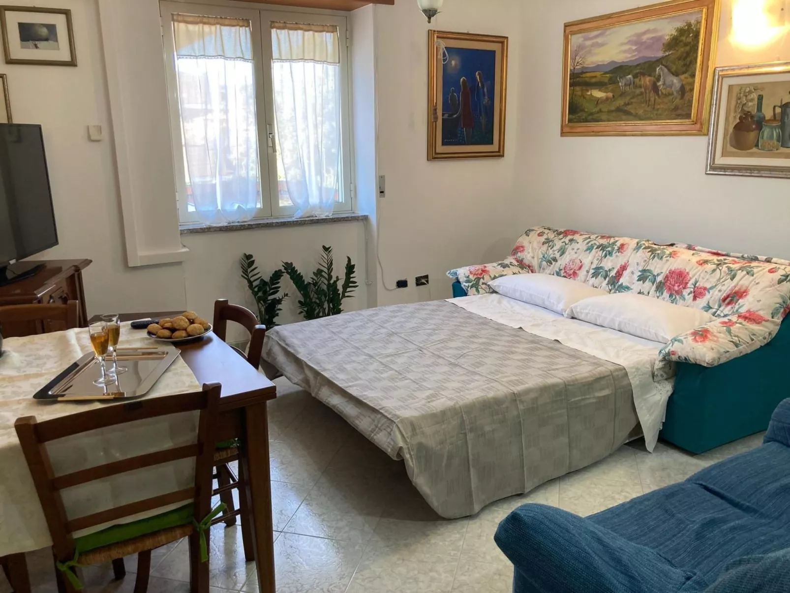 "Via Manin 13" mit Wi-Fi-Image-tags.info