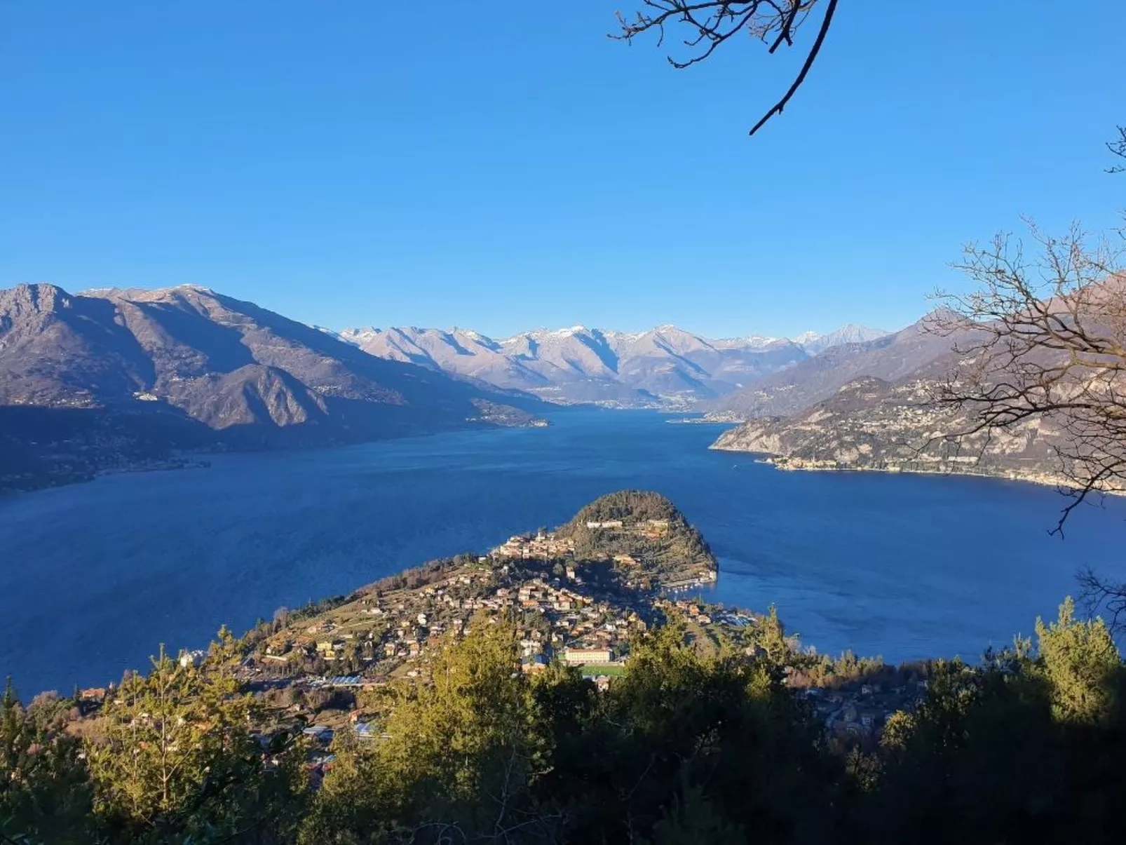 CasaKatty Zwei-Zimmer-Wohnung mit Balkon mit Seeblick-Buiten