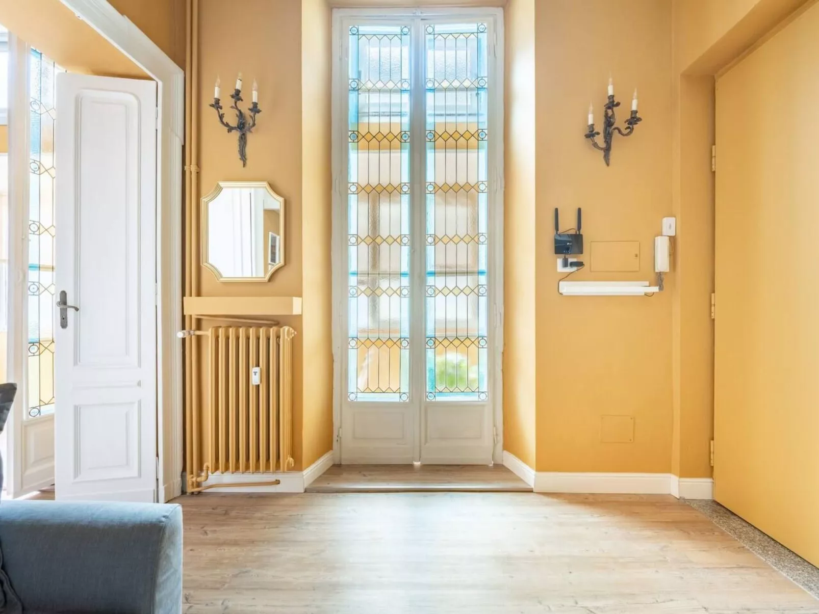 Carla B von Holiday World