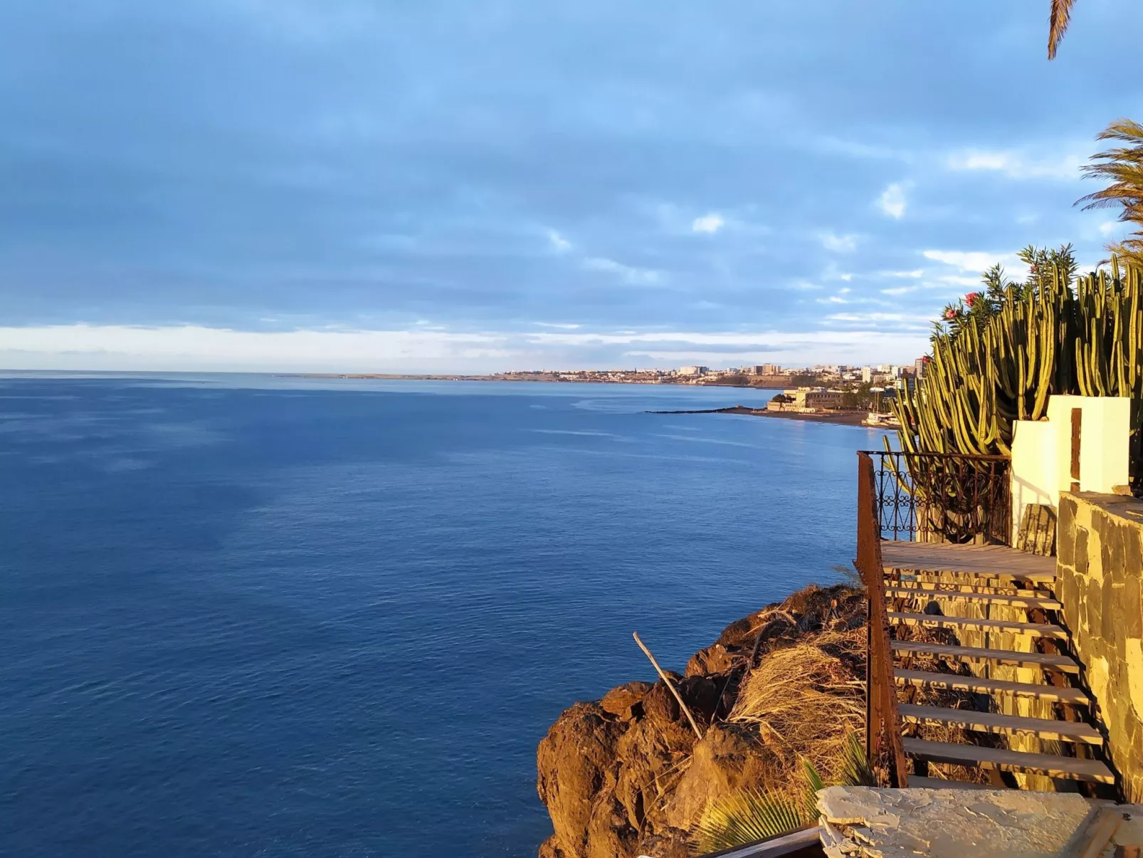 Wohnung mit Blick auf das Wasser-Buiten