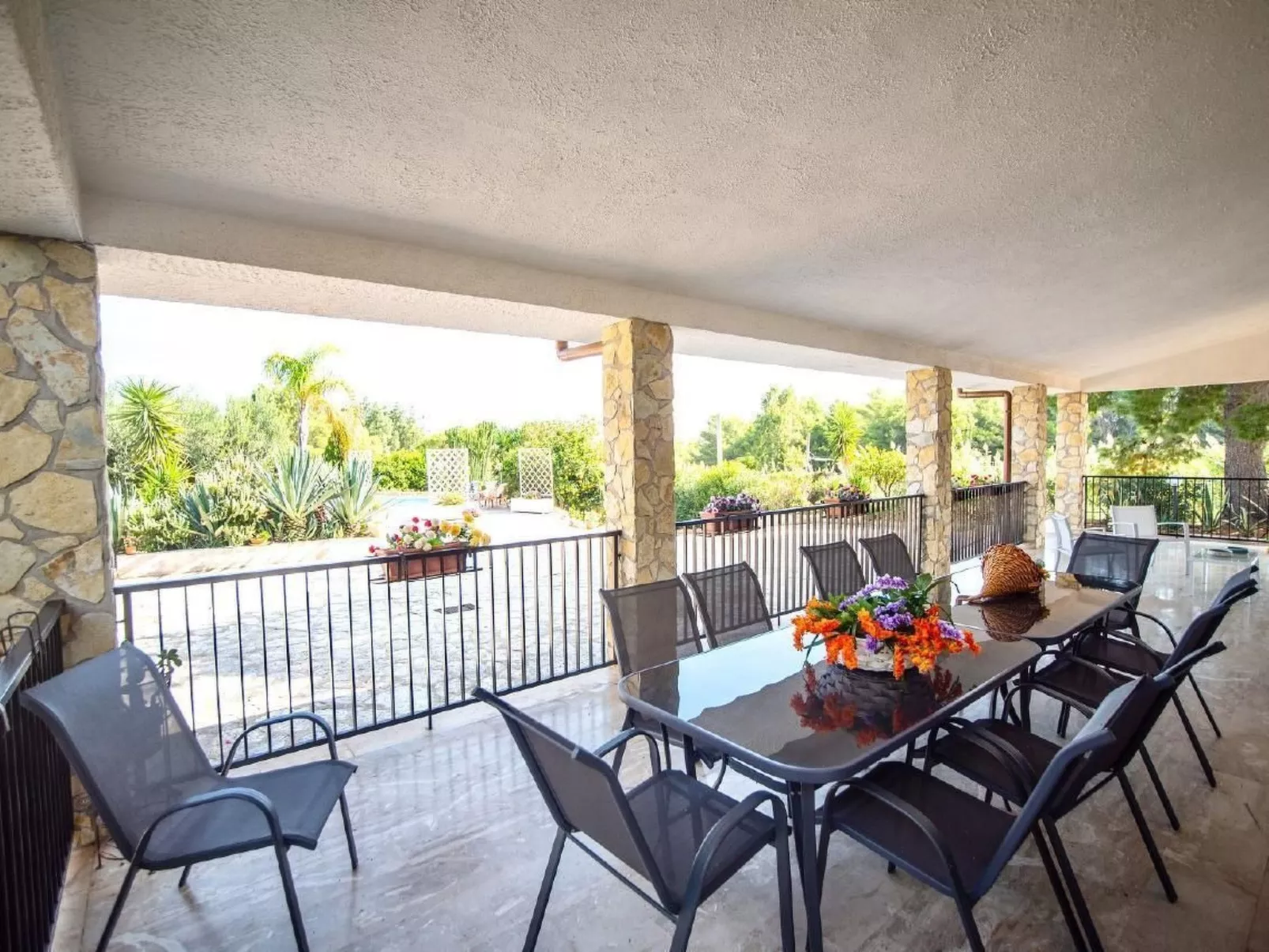 Ferienvilla "La Vela" mit Blick auf das Wasser-Buiten