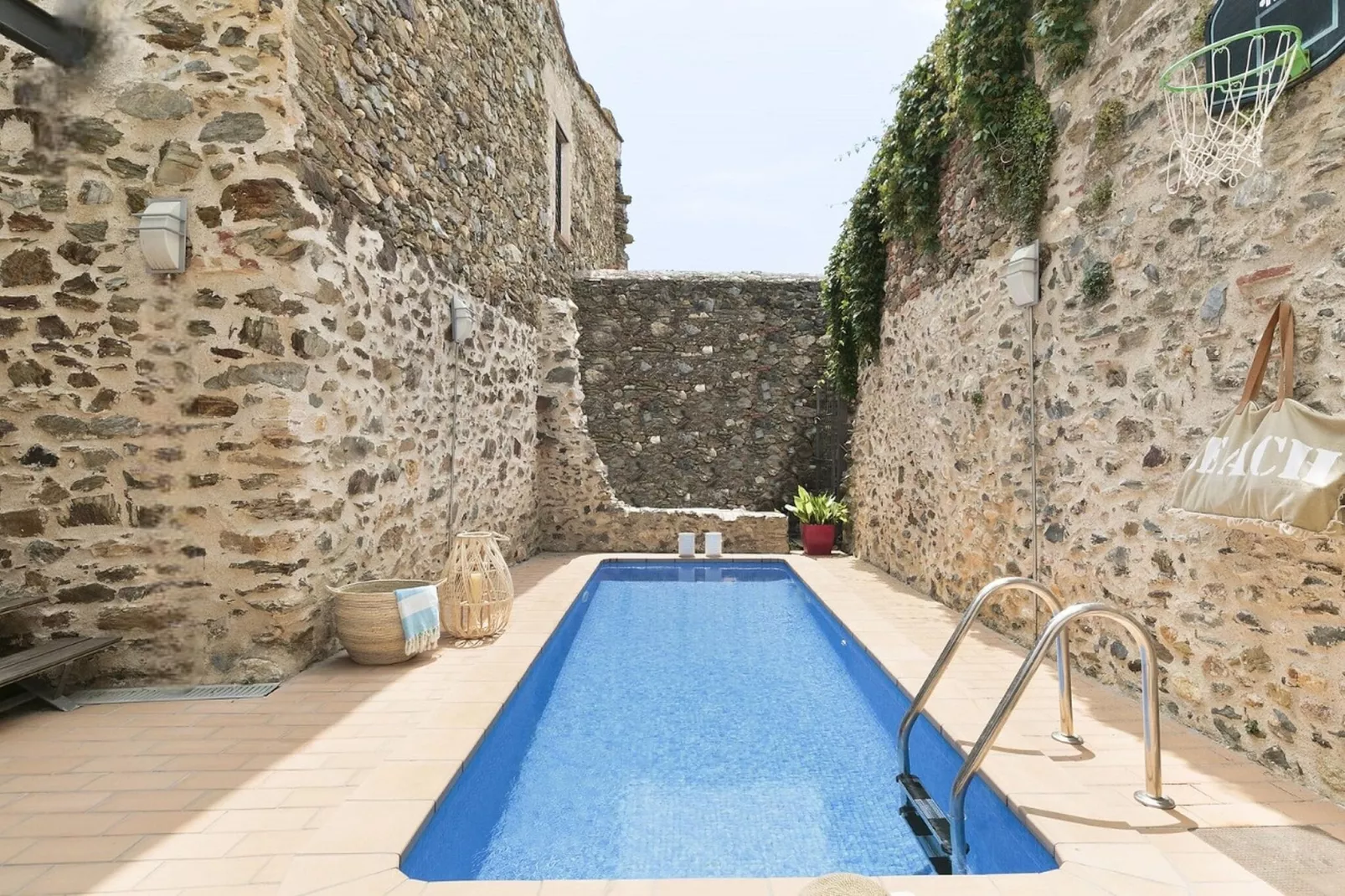 Casa Costa Brava - Gariguella Pool
