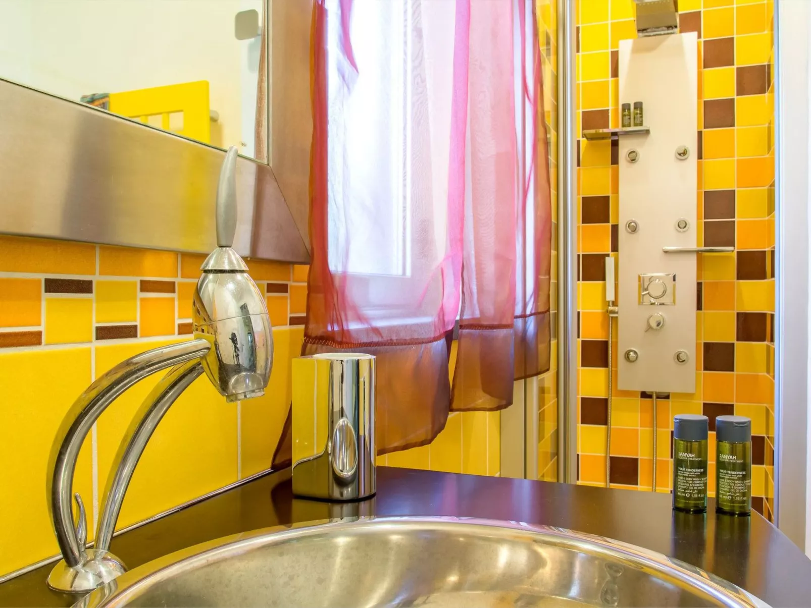 Villa Oras in Mascali-Image-tags.info