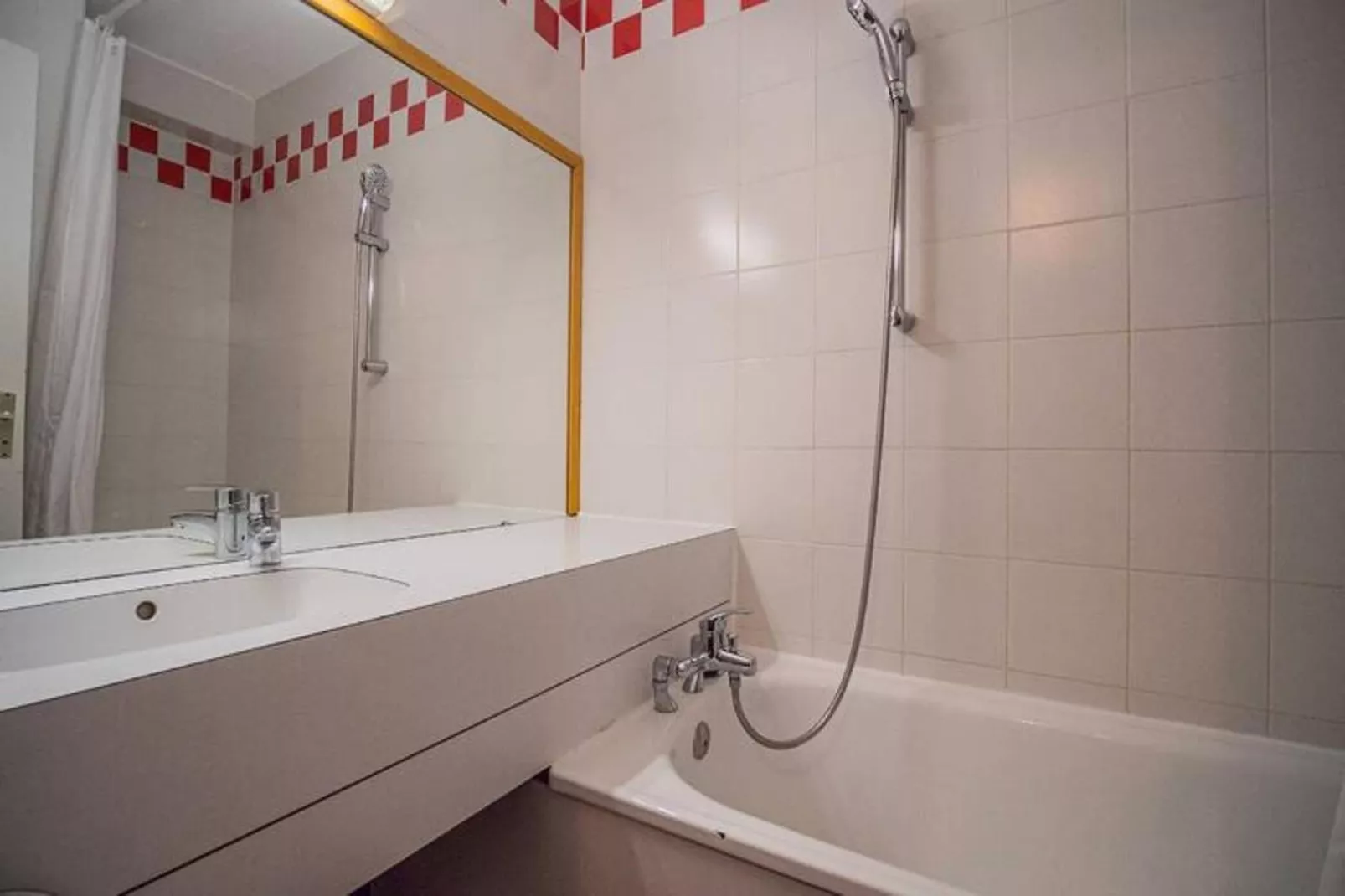 Résidence Portail G-Badkamer