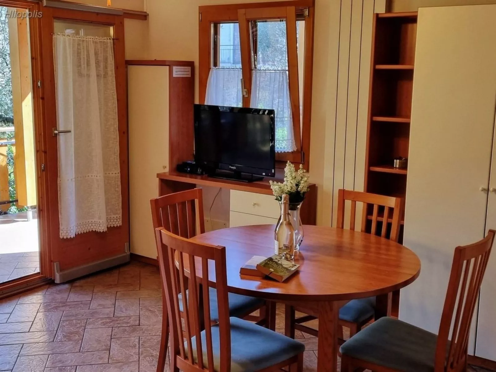 Cottage mit Terrasse-Binnen