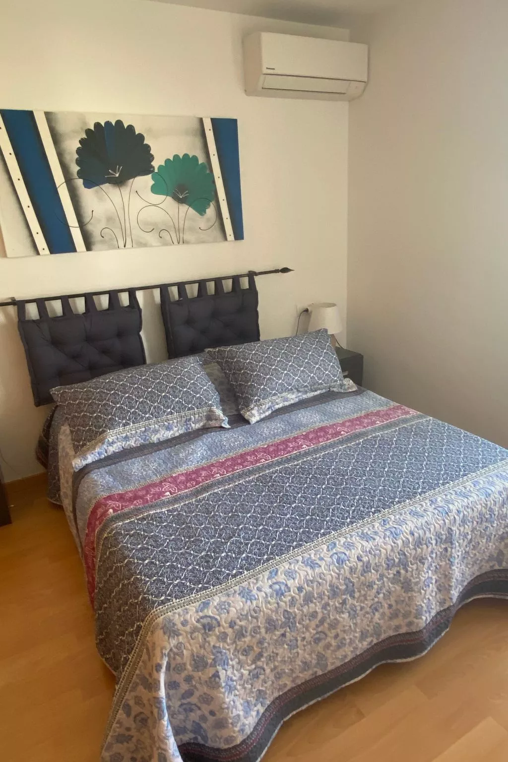 Wohnung mit privatem Parkplatz und Gemeinschaftspool-Binnen