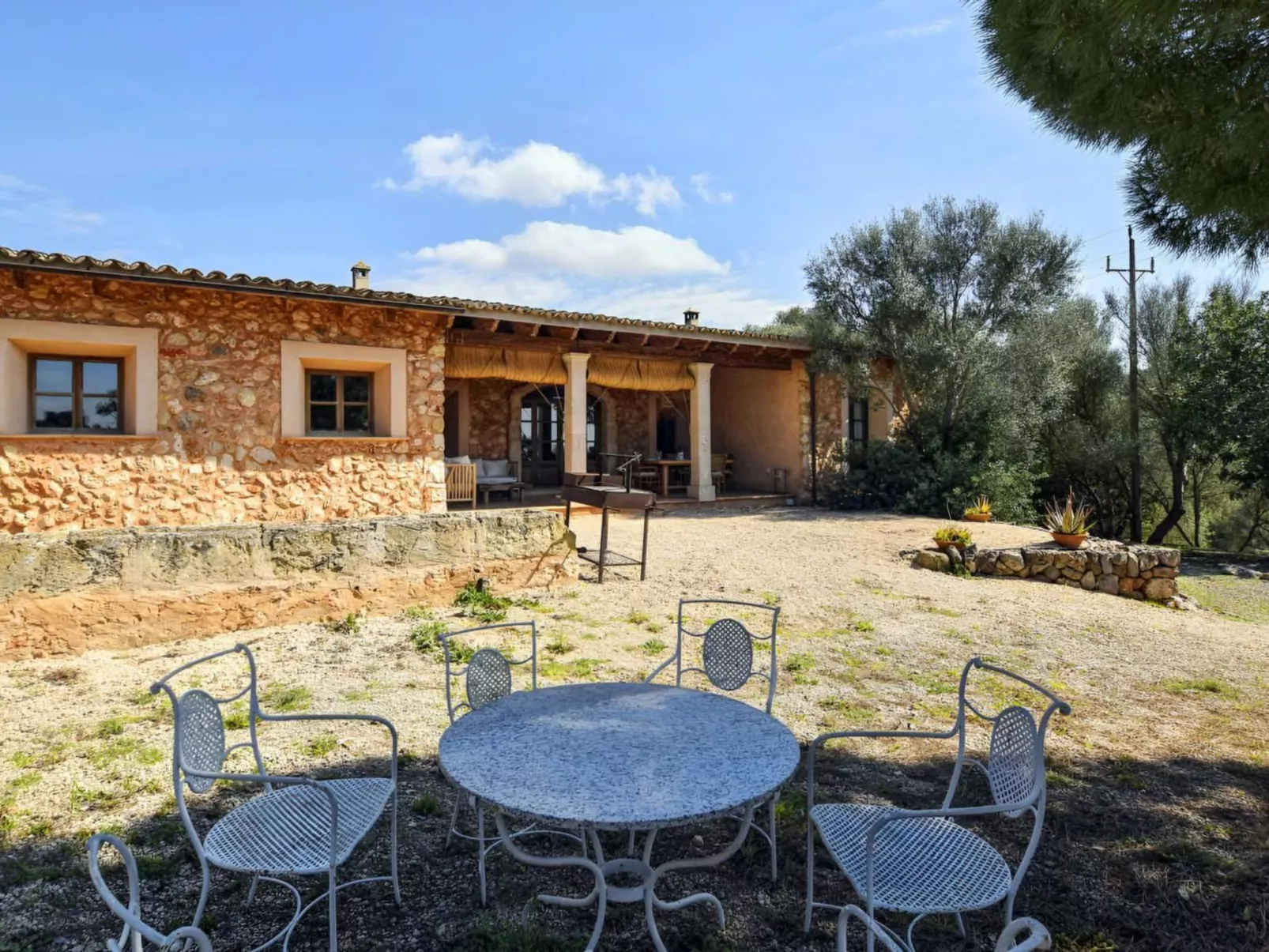 Finca in idyllischer Umgebung Pool & Klima 8 Pers-Buiten