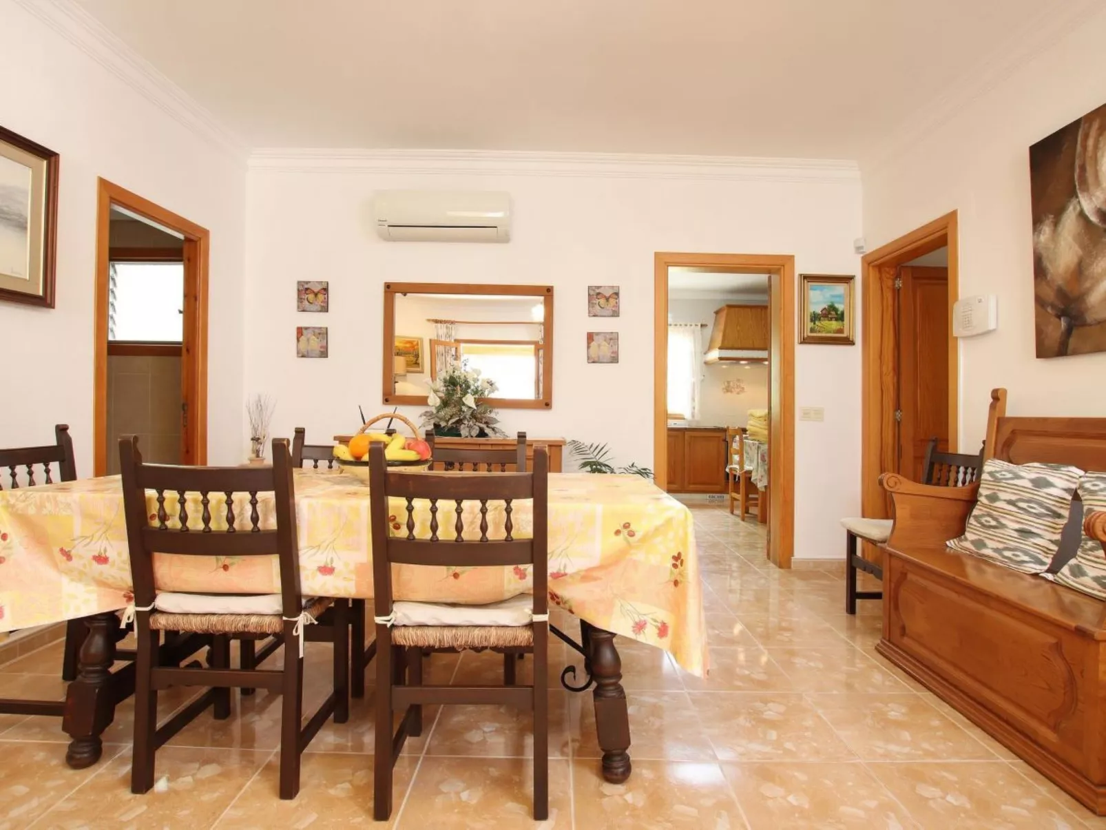 Schöne Villa in Pollensa mit beheiztem Pool-Binnen