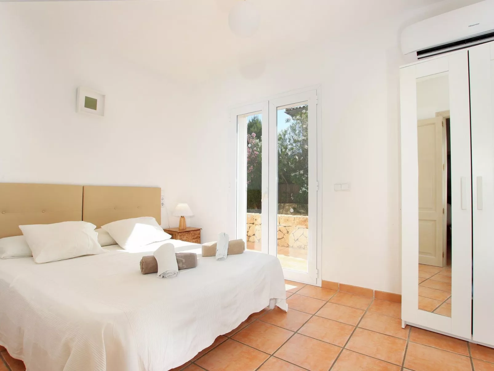 Schöne Villa mit Meerblick-Image-tags.info