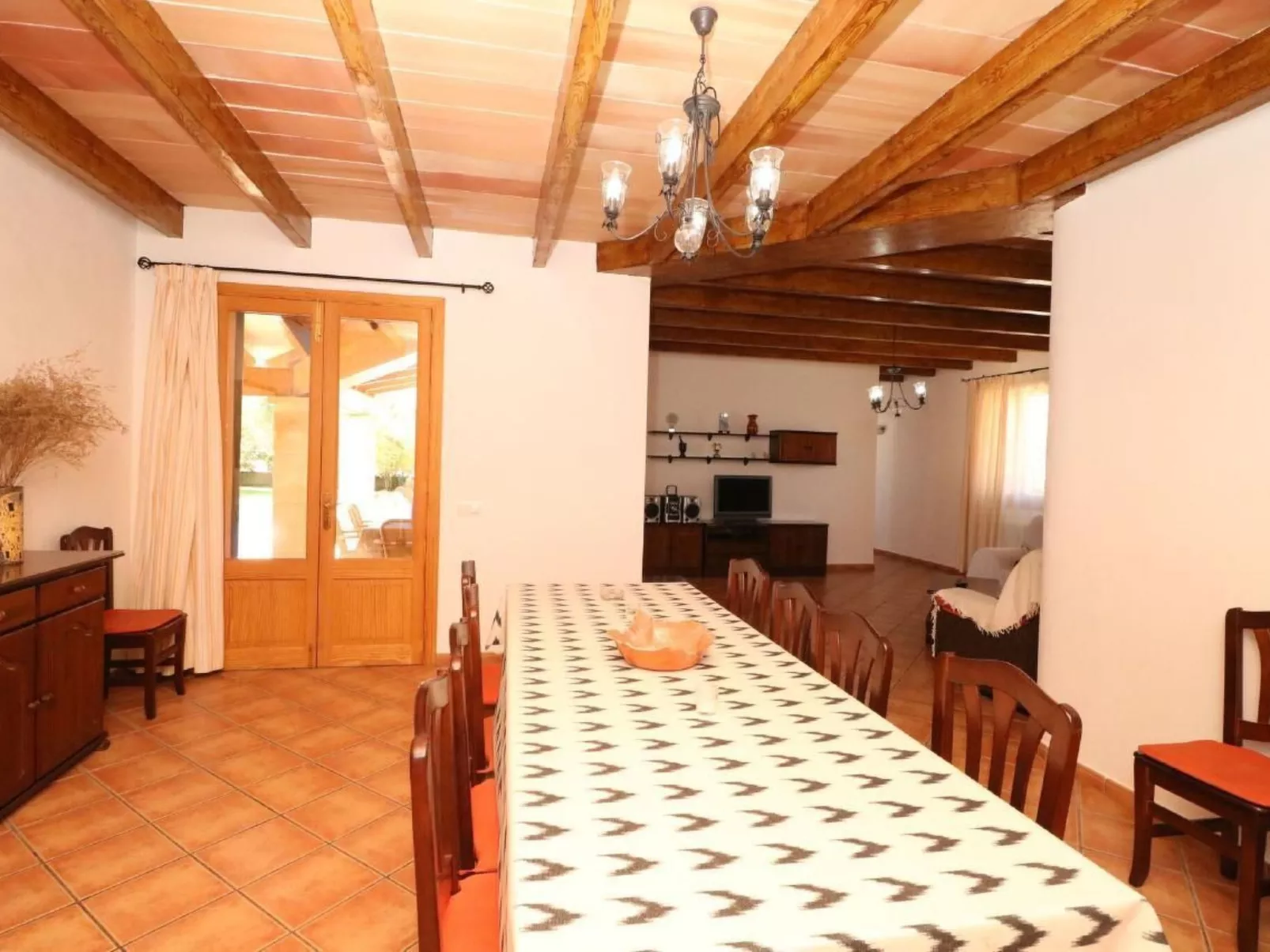 Finca Can Filadelfo-Binnen