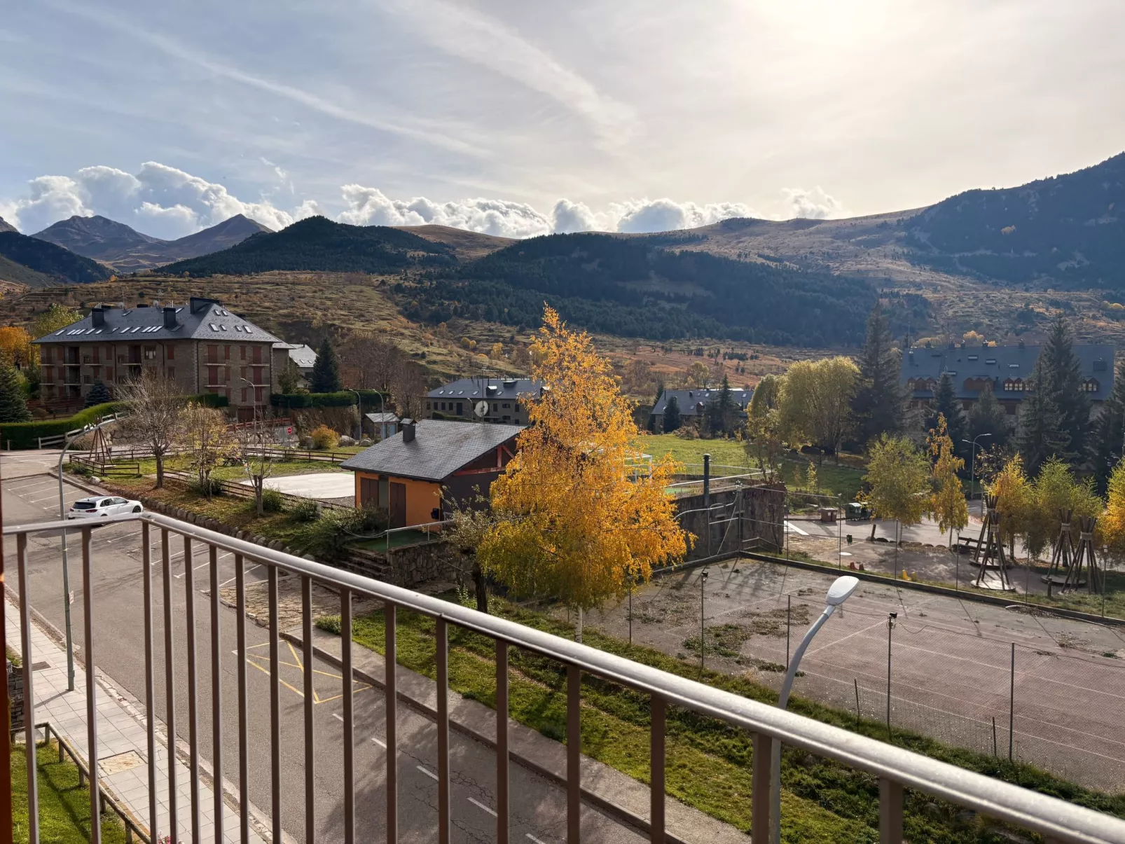 Sehr geräumige und helle Wohnung Erta 5 Vall de Boí - Buiten