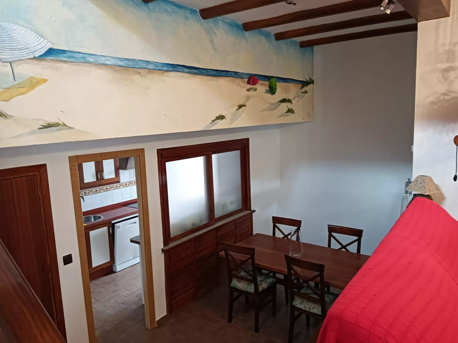 Haus mit Schwimmbad in Strandnähe-Binnen