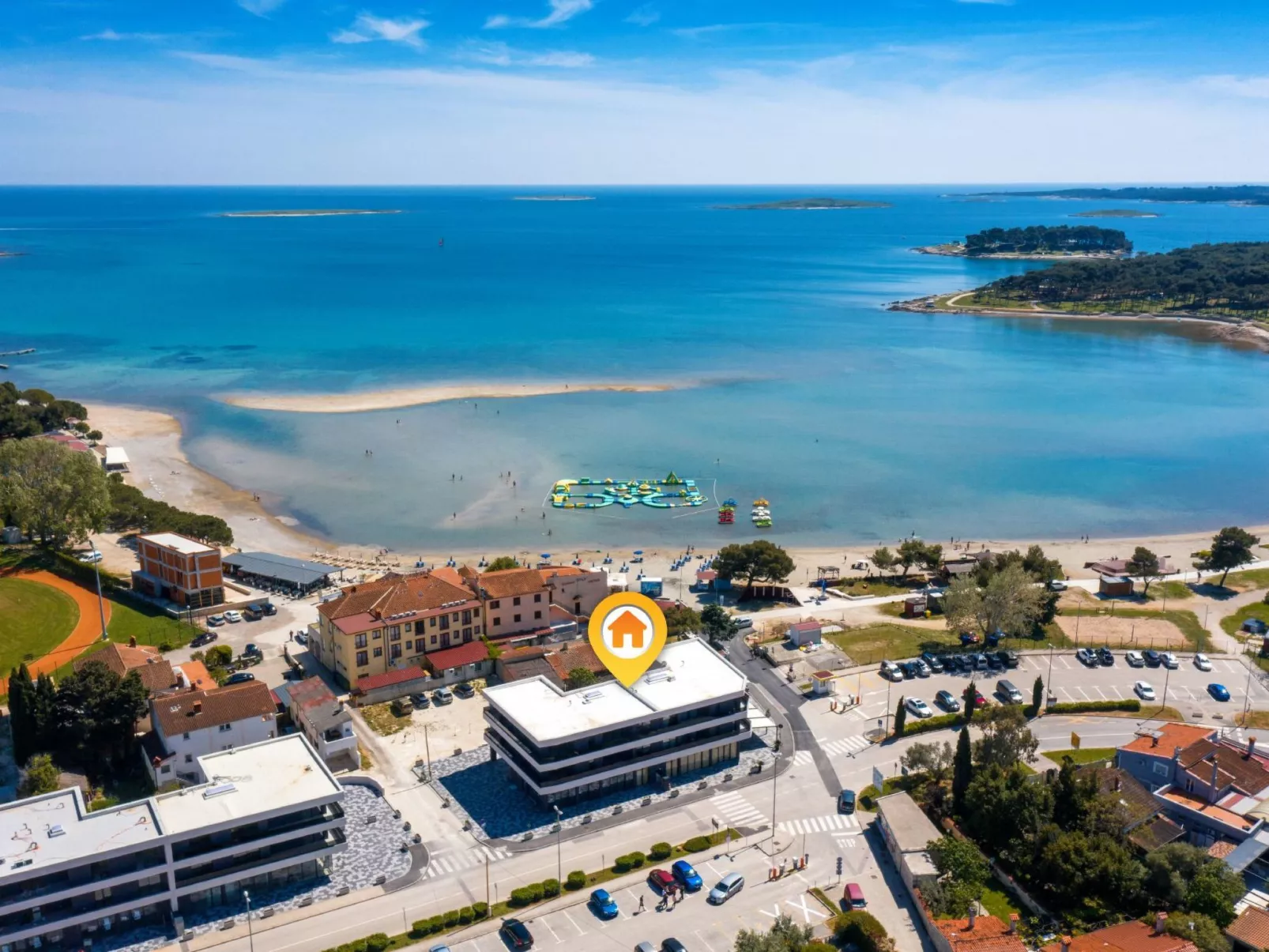 "A'more Bijeca" direkt am Strand