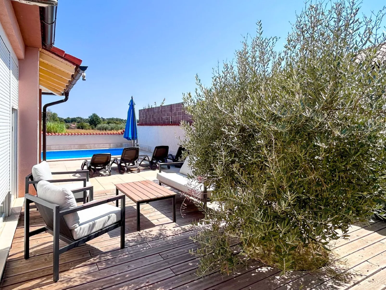 In Medulin mit Privatem Pool-Buiten