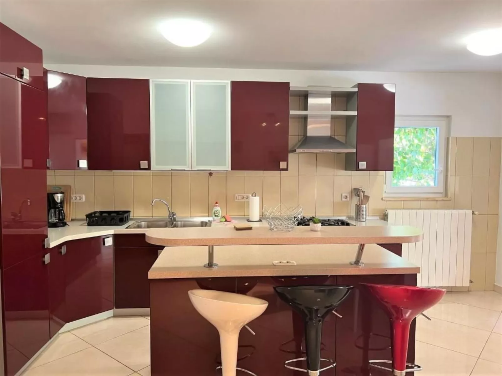 "Kiwi" mit Whirlpool-Binnen