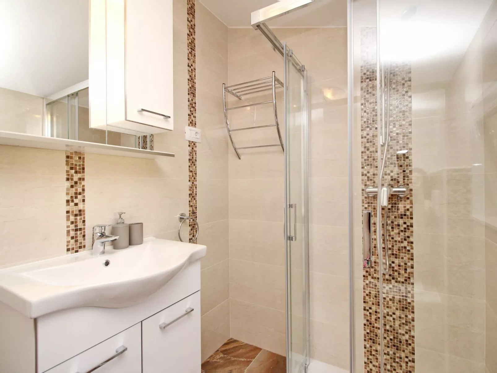 Charmantes Appartement in Baška mit Eigenem Balkon-Image-tags.info