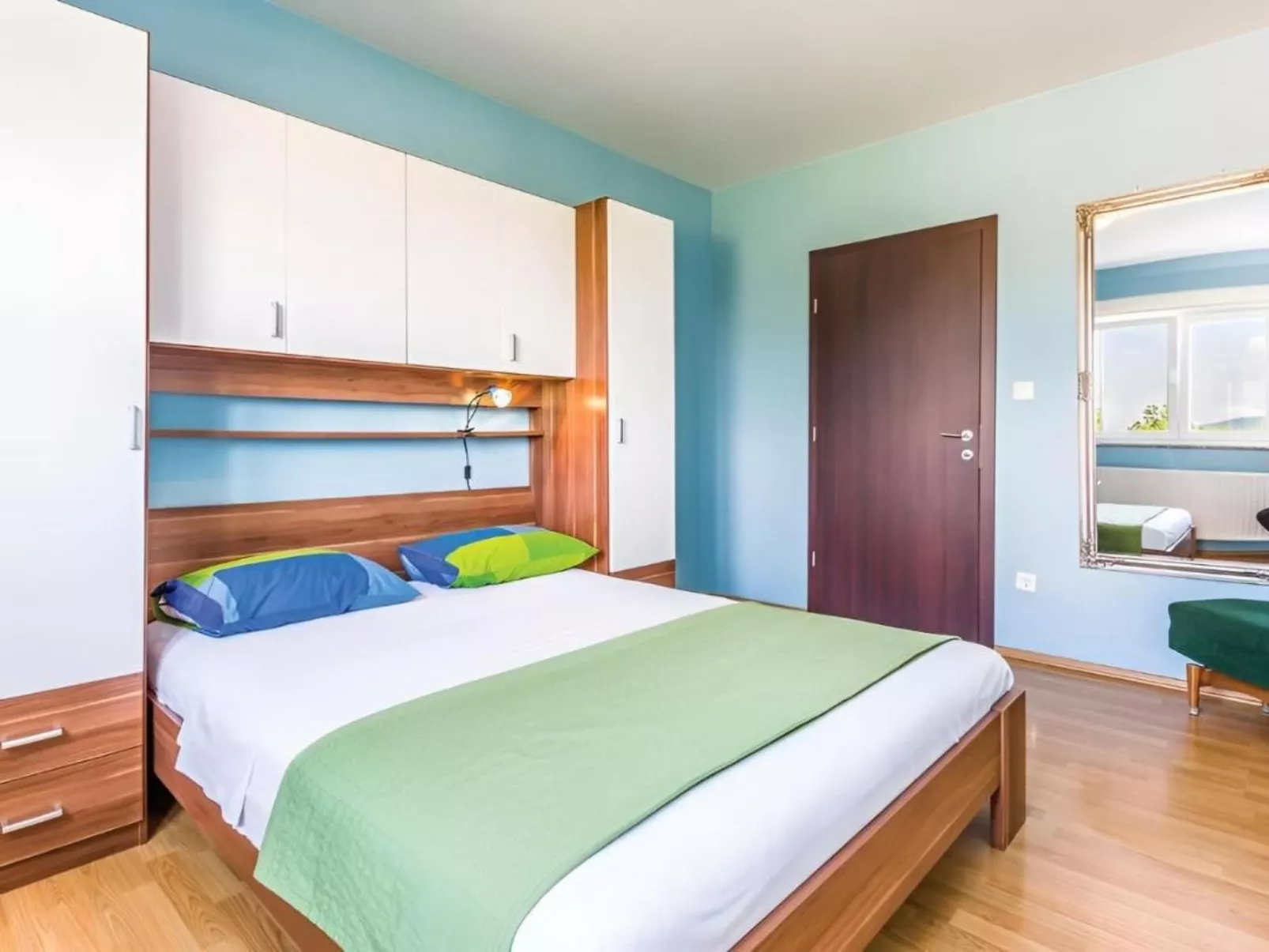 Villa Ivy mit perfekter Privatsphäre, Pool, Sauna - Binnen