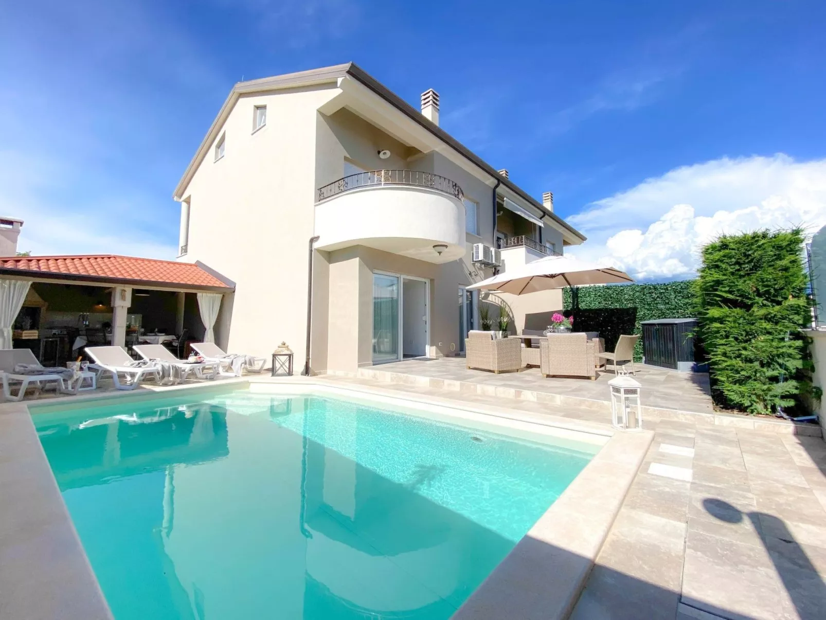 Mit Privatpool für 6 Personen ca. 105 m&sup2; in Bužinija, Adriaküste Kroatien-Buiten