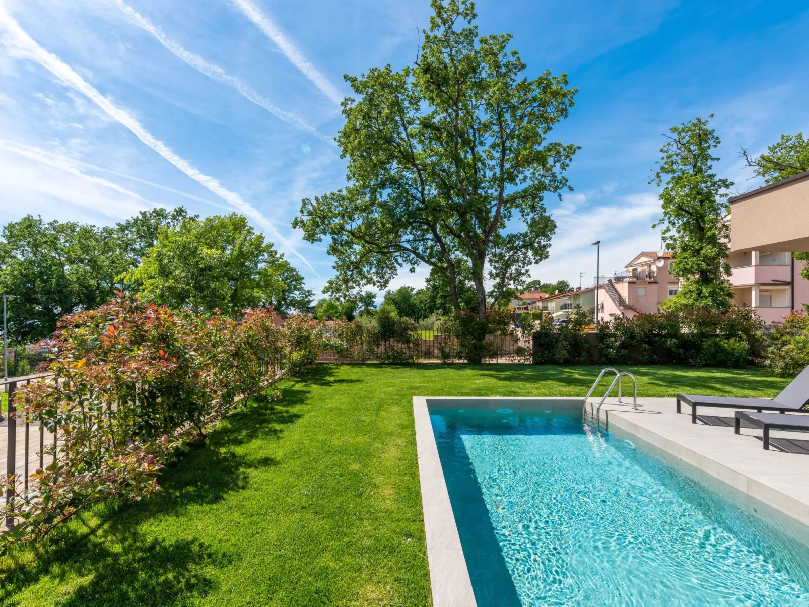 Quercus Village APP 1 mit privatem Pool-Buiten