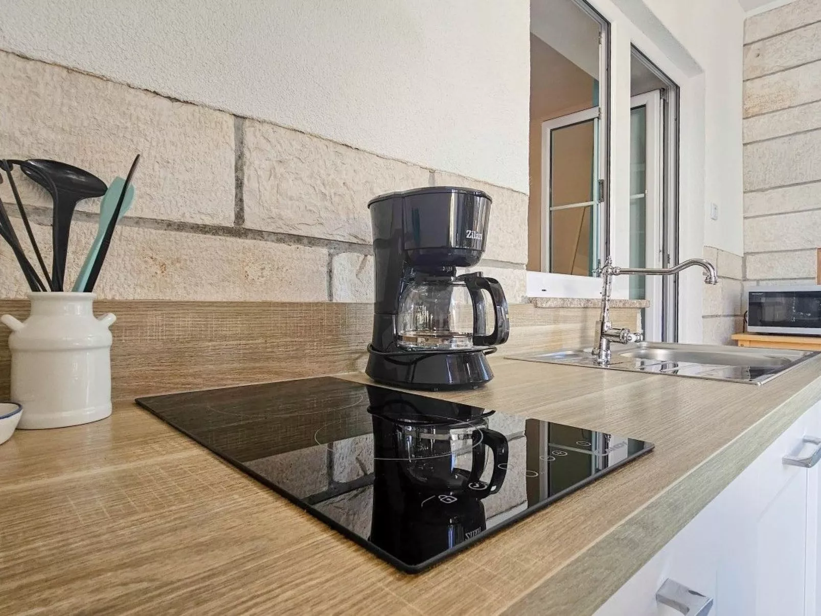 Für 2 Personen ca. 22 m&sup2; in Novigrad, Adriaküste Kroatien (Westküste von I-Binnen