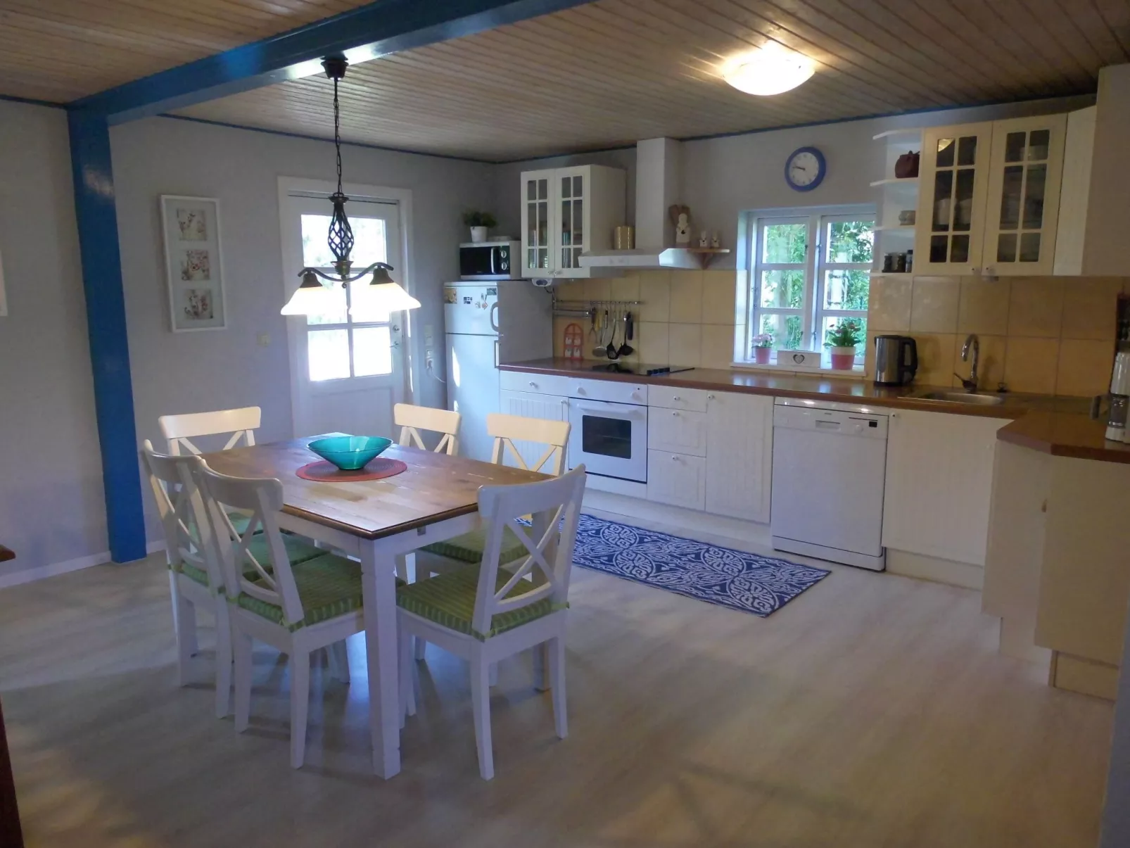 Haus in Zimmert mit Terrasse, Grill und Garten-Binnen