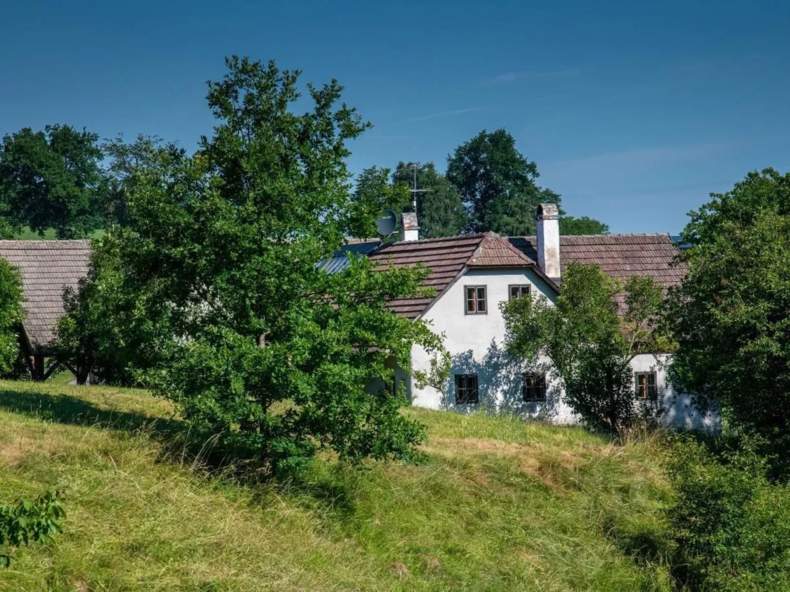 Landgut mit Sauna-Buiten