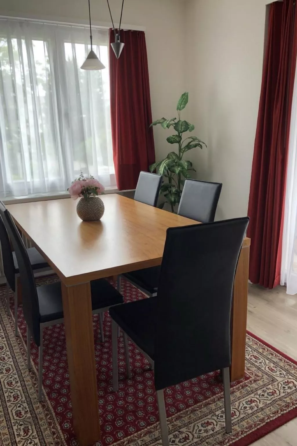 3-Zimmer Ferienwohnung Rapperswil am Zürichsee-Binnen