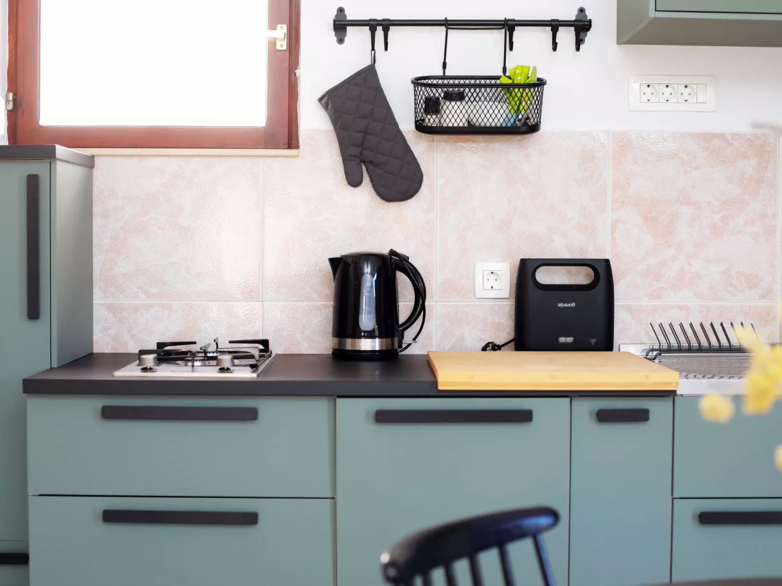 Kleines Steinhaus in einem ruhigen Ort auf der Insel Solta-Binnen