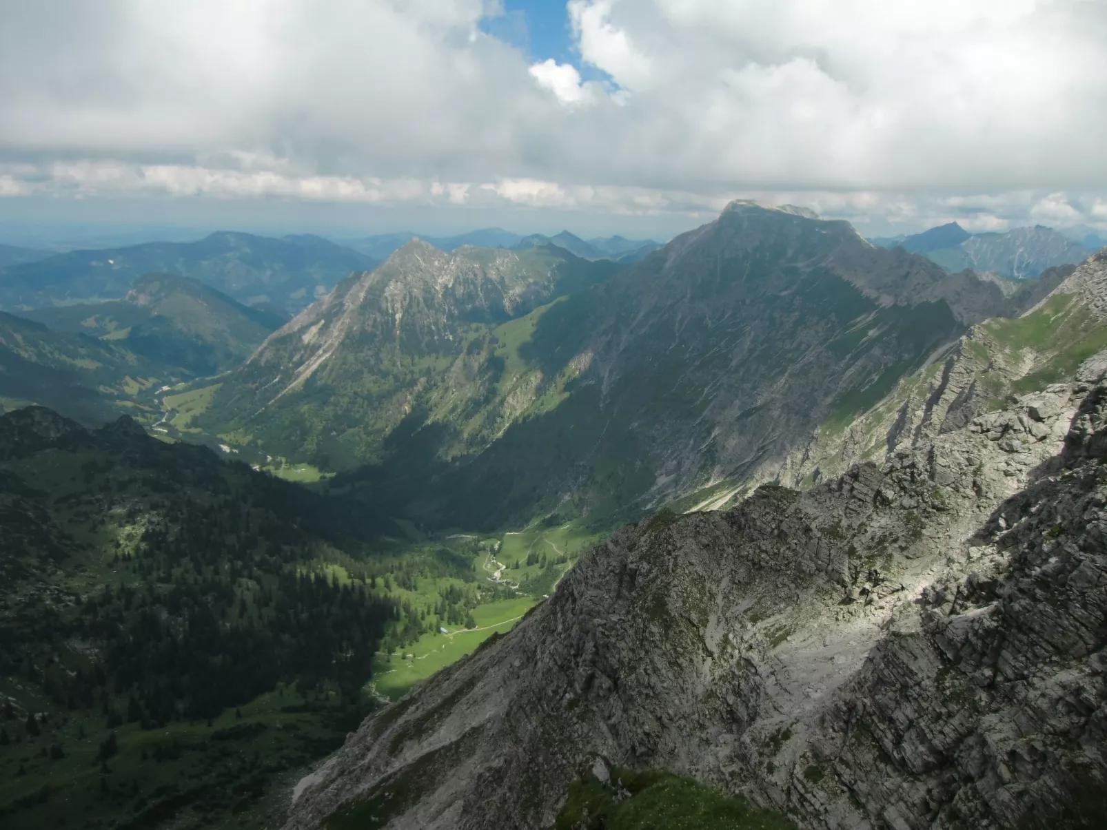 Luxuswohnung, Pistenblick, Nähe Skilift, Mittelberg-Buiten