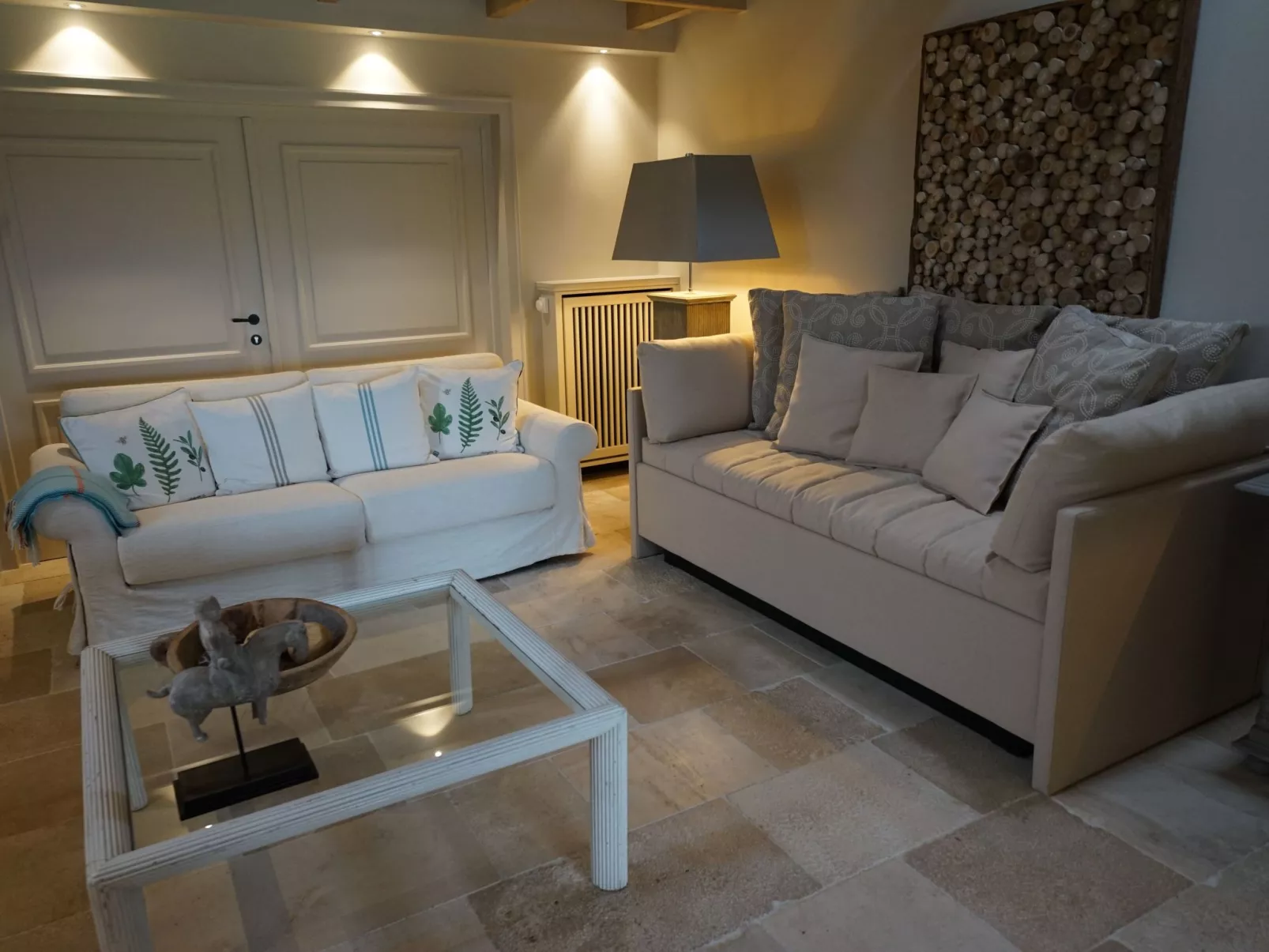 In Großmorsum mit Terrasse und Grill