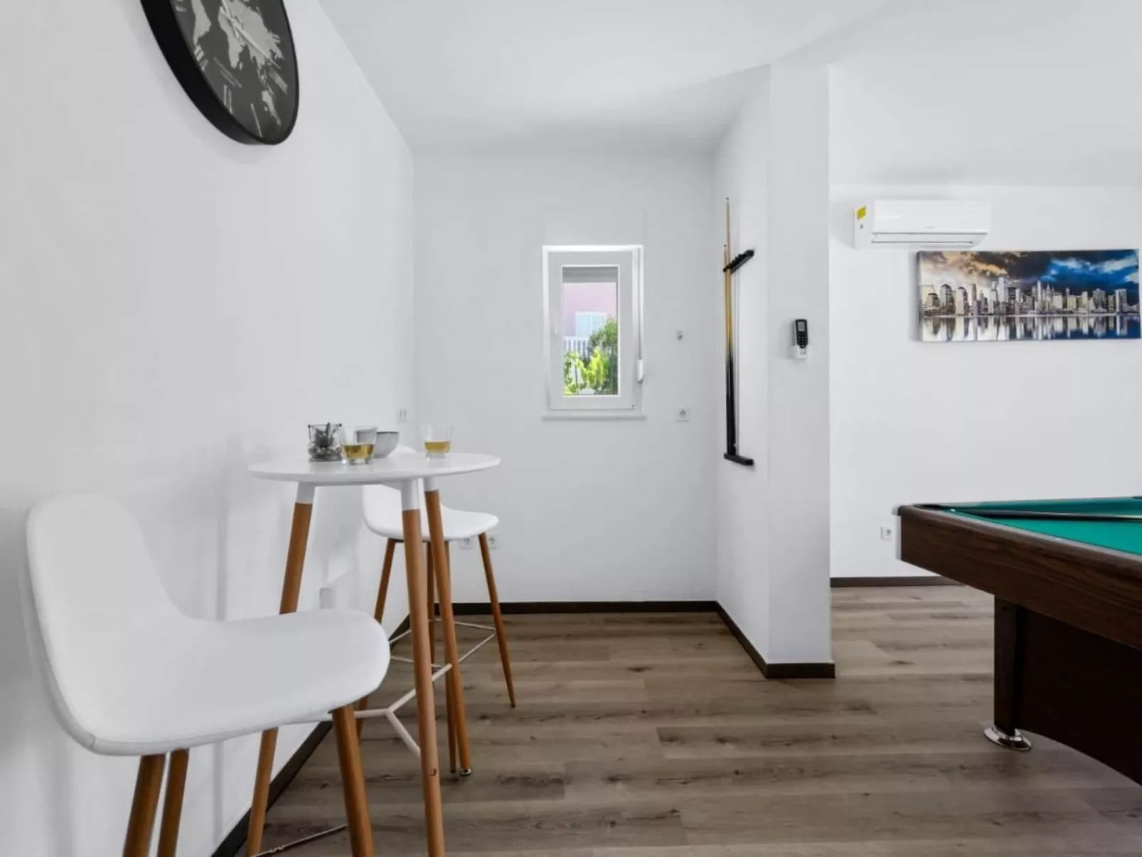 Villa Amaris für 11 Personen und 1 Kind-Binnen