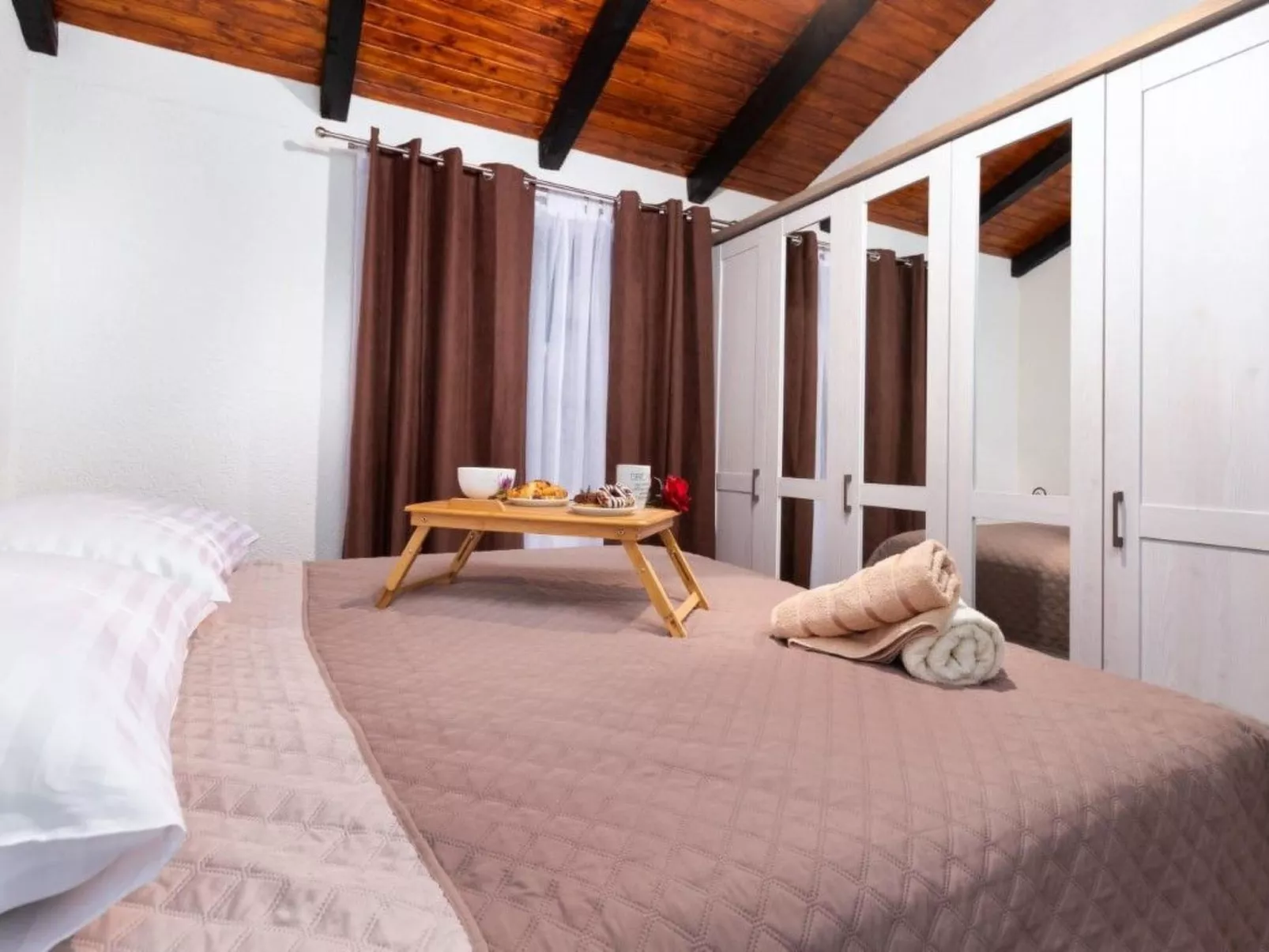 Villa Bacak-Image-tags.info