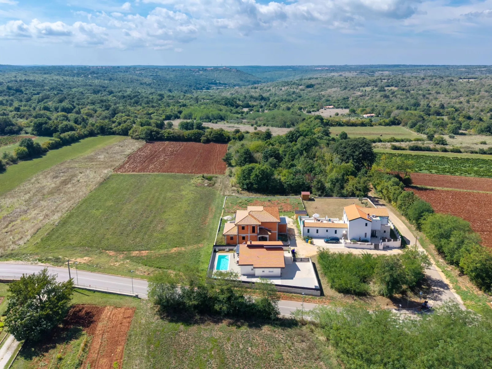Villa mit privatem Pool in einer ruhigen Gegend gelegen-Buiten