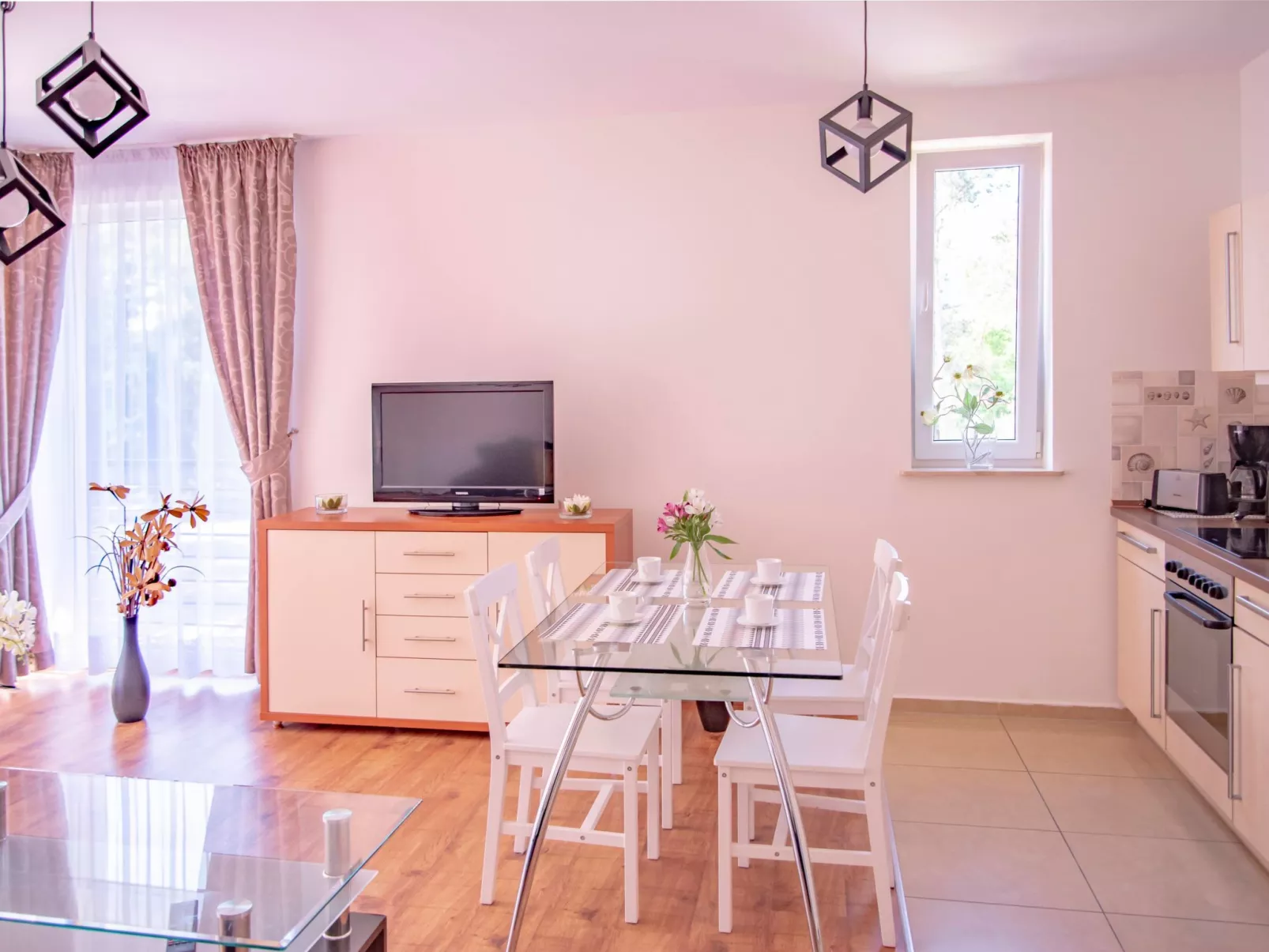 Apartamenty Kornel-Binnen