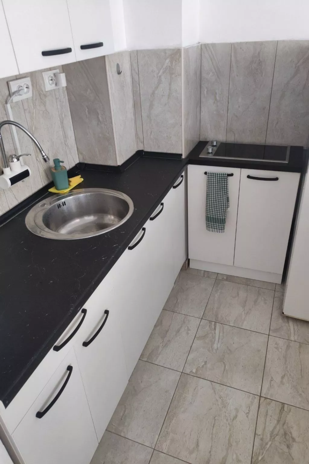 "Stefea Apartment"