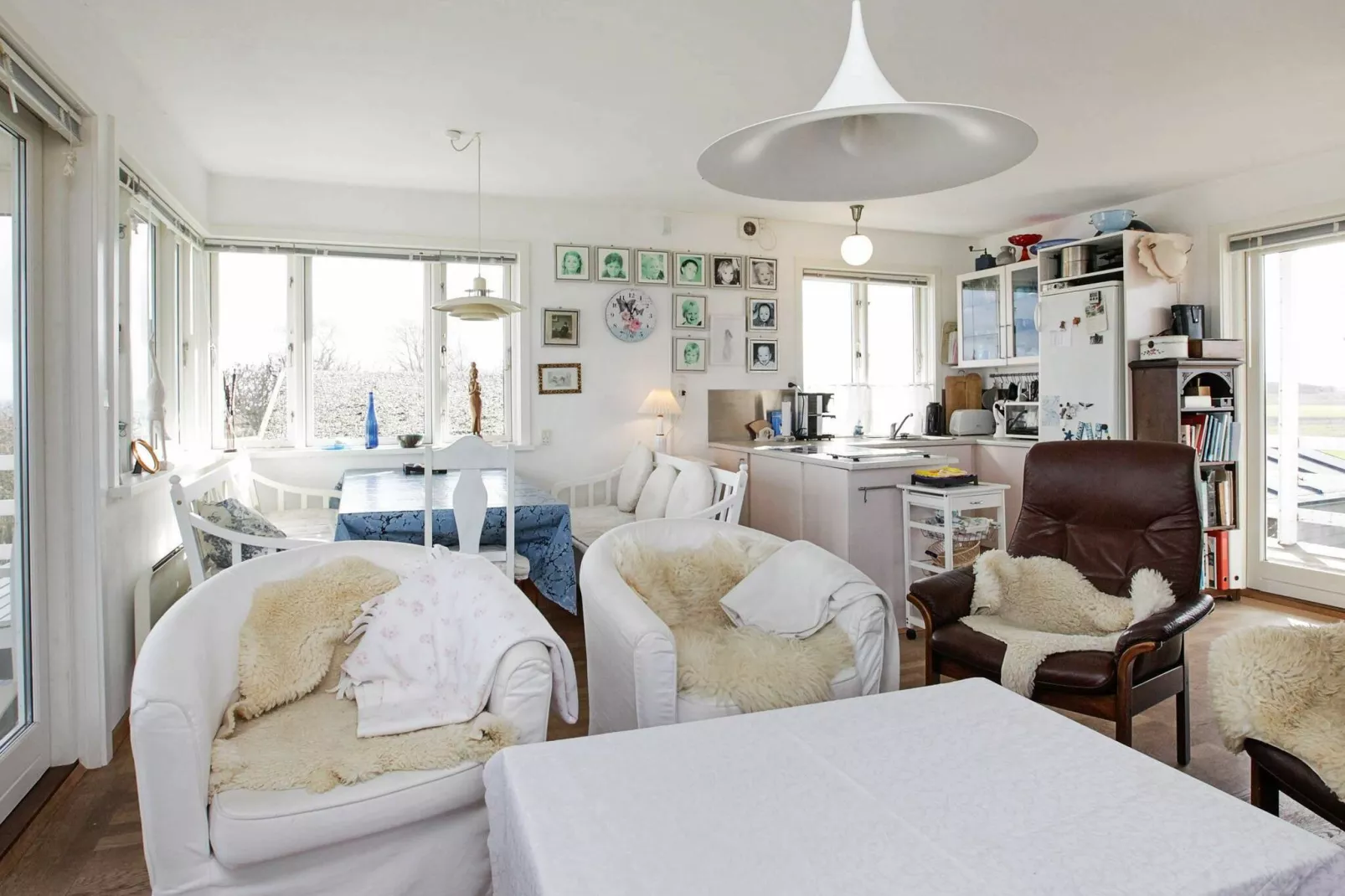 Leuk vakantiehuis in Otterup met een overdekt terras-Binnen