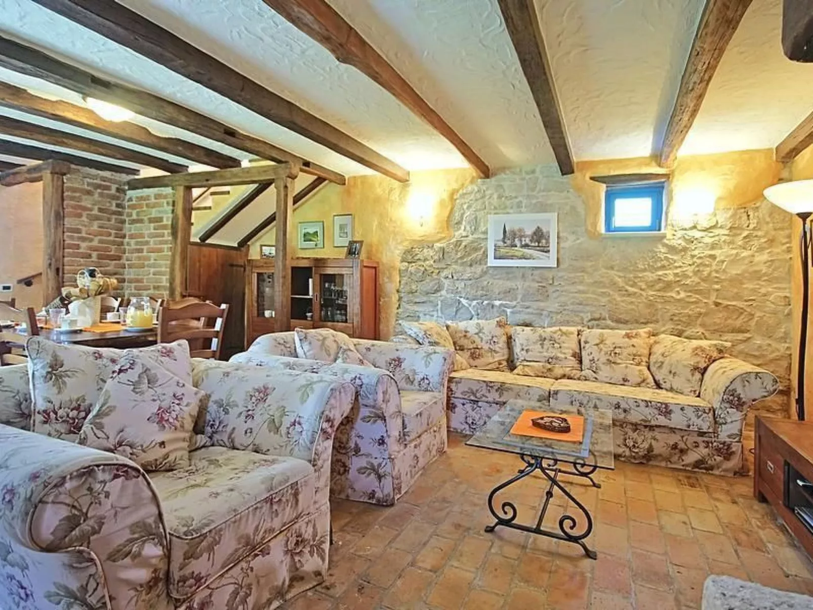 Simone-Image-tags.info