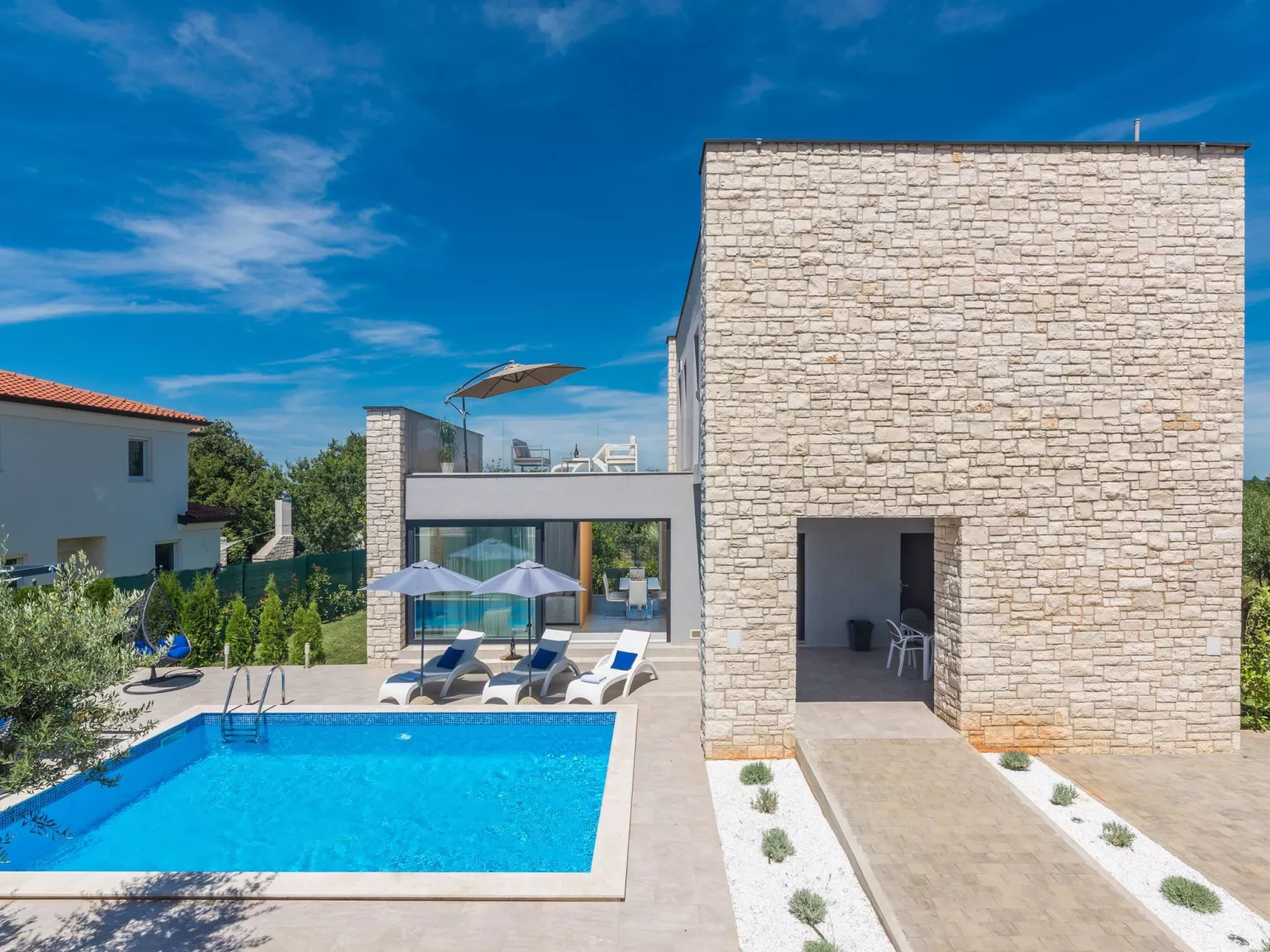 'Villa Selest' mit Wasserblick