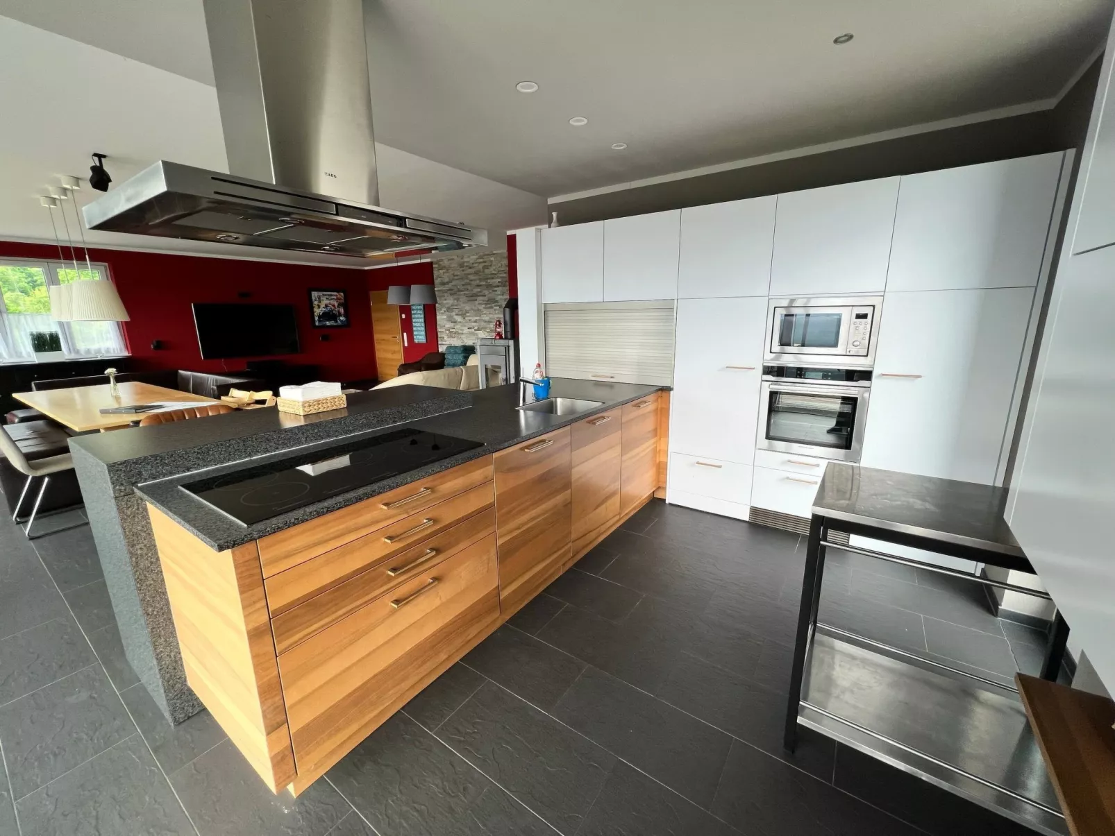 Appartement mit herrlichem Berg- und Seeblick-Binnen