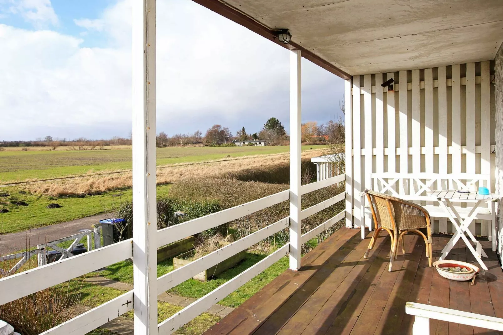 Leuk vakantiehuis in Otterup met een overdekt terras-Binnen