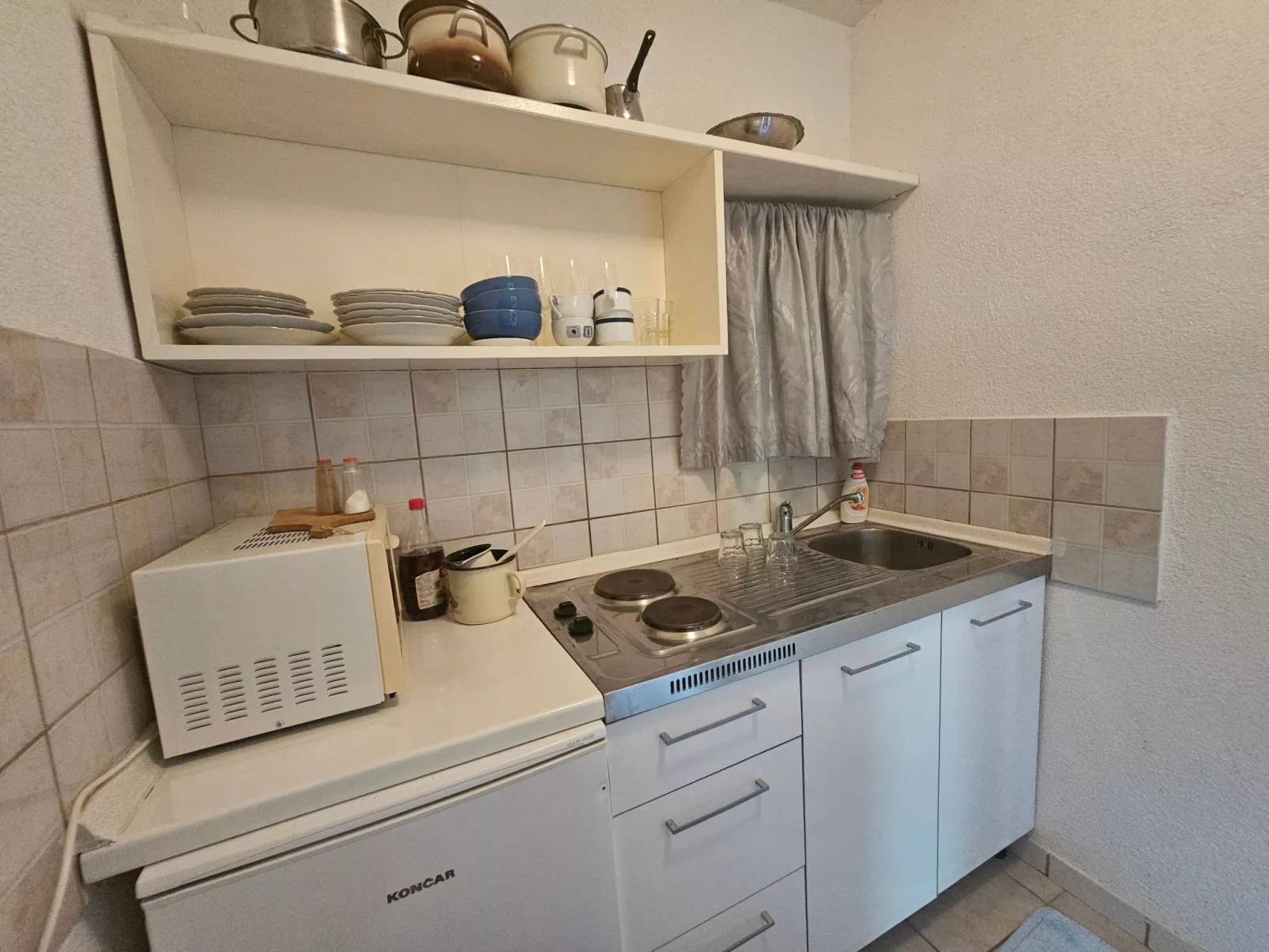 Ferienwohnung, 70m vom Meer entfernt-Binnen