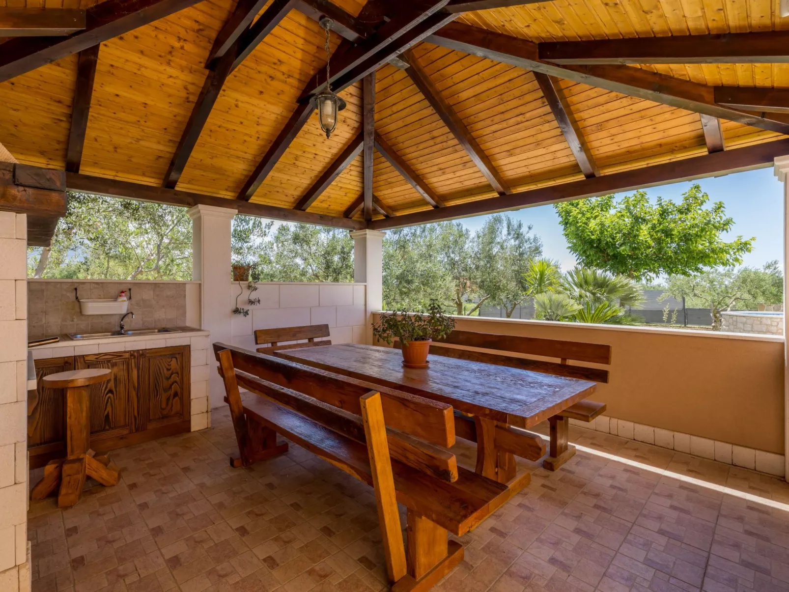 Villa Oasis privater Pool für bis zu 10 Personen-Buiten