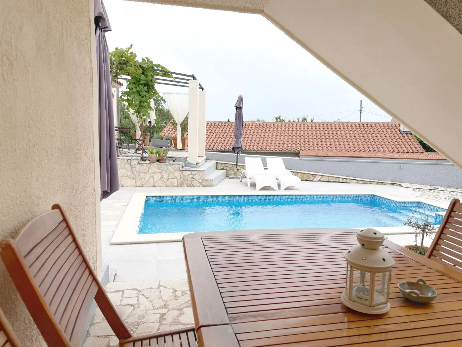 LacoDeLama mini resort - Wohnung Marta mit Pool-Buiten