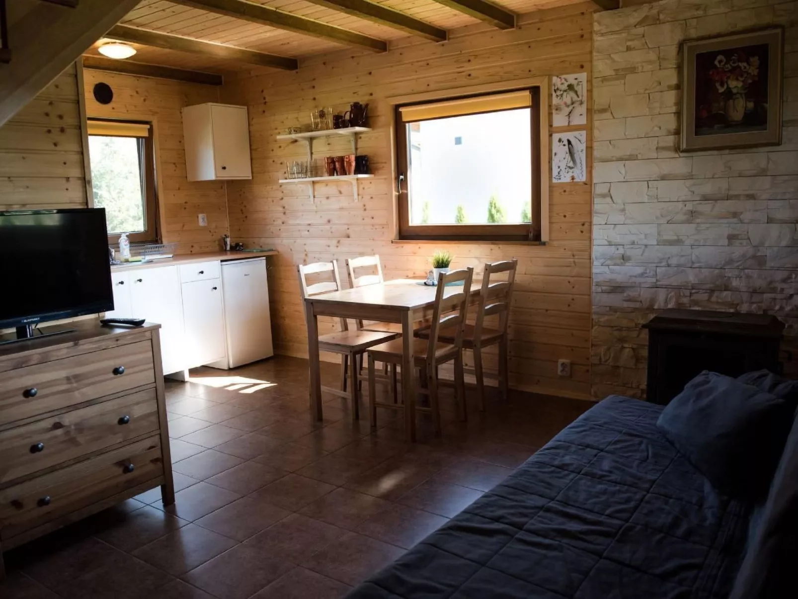 Gartenhaus mit Kamin-Binnen