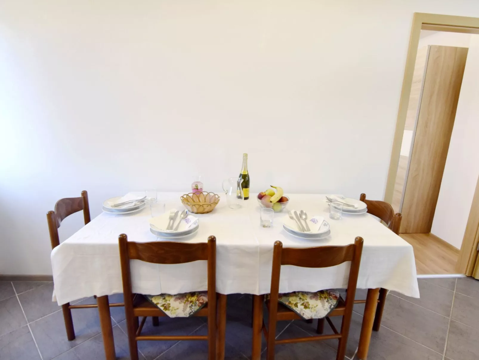 Zweizimmerwohnung mit großer Terrasse in Grupija bei Umag-Binnen