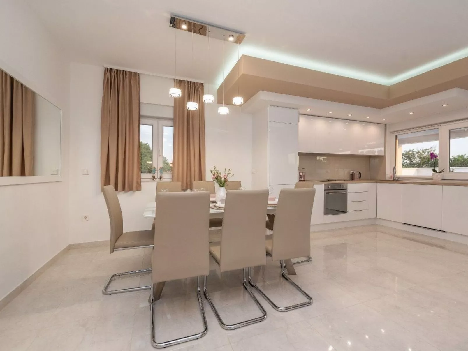 Villa mit beheiztem Pool Privlaka - TA Leut Agency-Image-tags.info