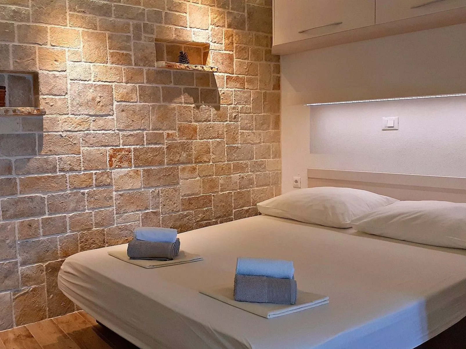 In Baška Voda-Image-tags.info